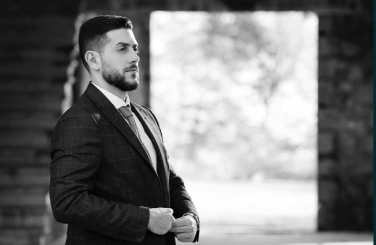 صورة مميزة: عزير متى رجل أعمال رائد في مجال التسويق