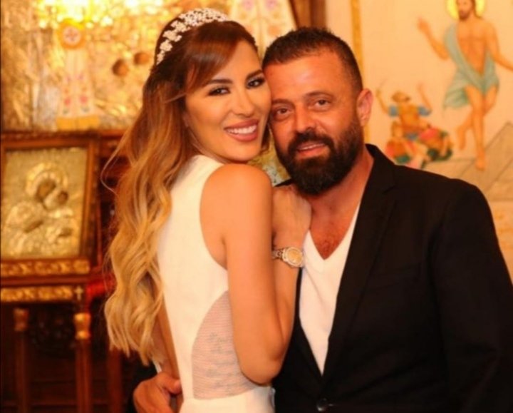 صورة مميزة: السيد مصطفى القواس وعقيلته الاعلامية داليا احمد يقيمان سهرة عشاء على شرف رجل الاعمال ريشار كنعان والاعلامية زينة الزغيي