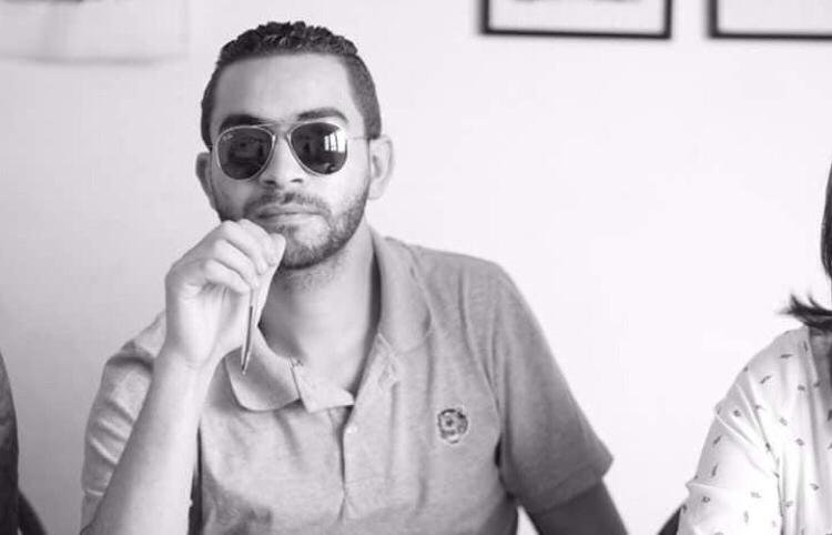 المخرج المغربي عبيدي العربي ياسر يحضر مجموعة من الأعمال الفنية الغنائية والسينمائية - صورة مميزة صورة مميزة: المخرج المغربي عبيدي العربي ياسر يحضر مجموعة من الأعمال الفنية الغنائية والسينمائية