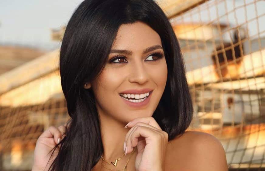 صورة مميزة: الاعلامية رنيم مصدومة ، وزاد حقدها على الطبقة السياسية بعد زيارة طرابلس