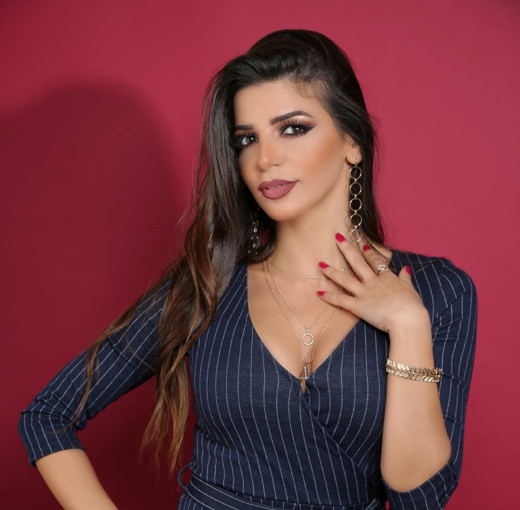 هلا توما تتألق في جلسة تصوير وتستعد لمفاجأة فنية رغم الحجر الصحي ! - صورة مميزة صورة مميزة: هلا توما تتألق في جلسة تصوير وتستعد لمفاجأة فنية رغم الحجر الصحي !