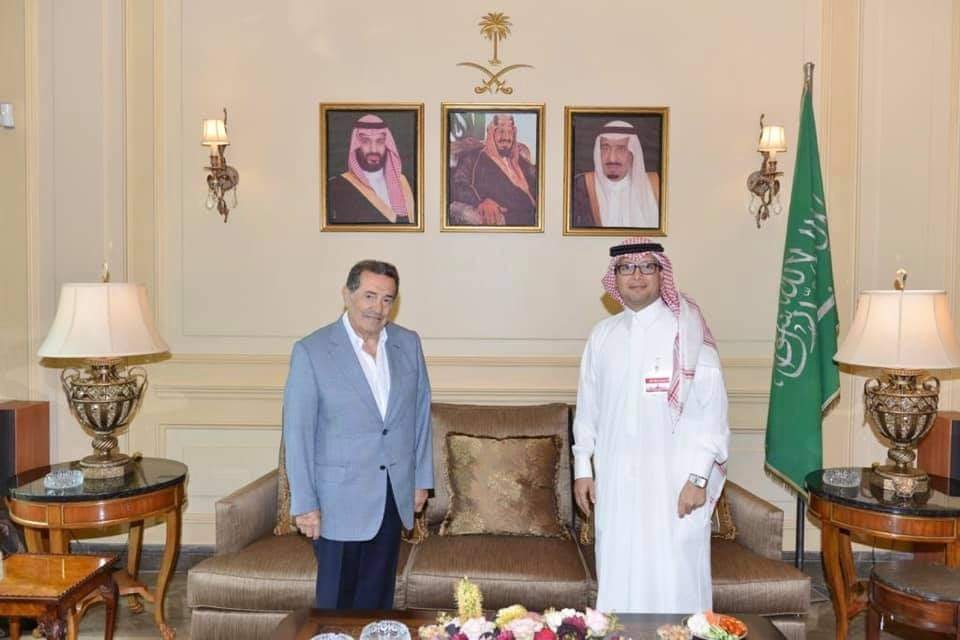 سفير خادم الحرمين الشريفين في لبنان يستقبل الوزير السابق بطرس حرب - صورة مميزة صورة مميزة: سفير خادم الحرمين الشريفين في لبنان يستقبل الوزير السابق بطرس حرب