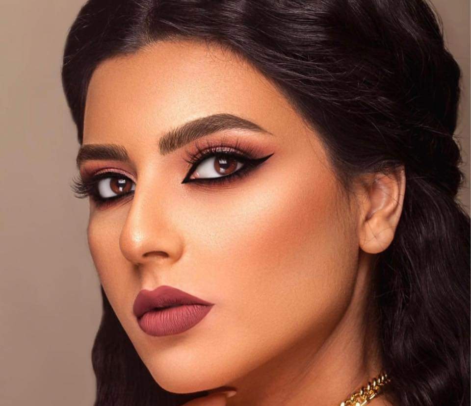 الاعلامية رنيم بخير .. عبالي احضن بيروت وابكي - صورة مميزة صورة مميزة: الاعلامية رنيم بخير .. عبالي احضن بيروت وابكي