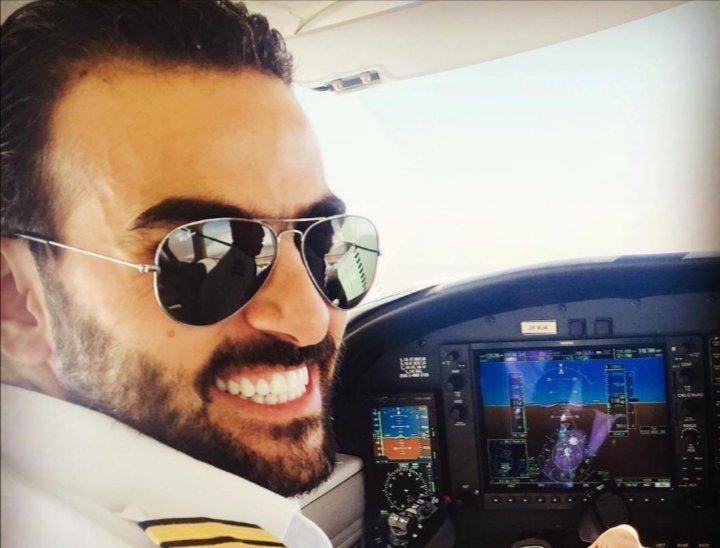 صورة مميزة: الكابتن باسل طوق “مهنة الطيار تختلف عن جميع المهن”