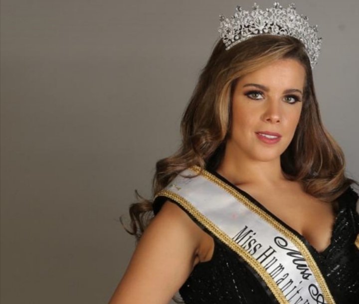 صورة مميزة: “سعاد راتني” تتوج بلقب Miss Arab Humanity