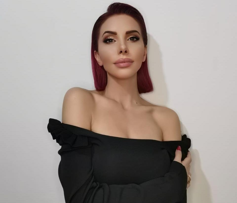 صورة مميزة: الممثلة مونيانا مقهور تتألق في جلسة تصوير جديدة
