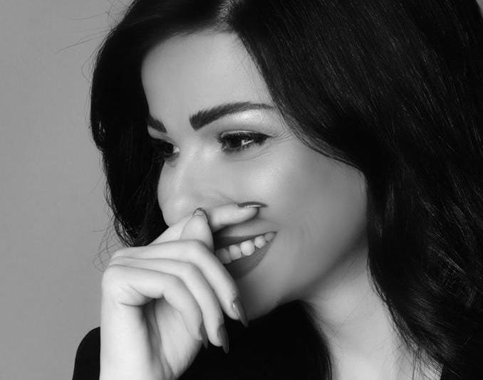 صورة مميزة: الإعلامية سابين نعمة أيقونة التحدي والعطاء