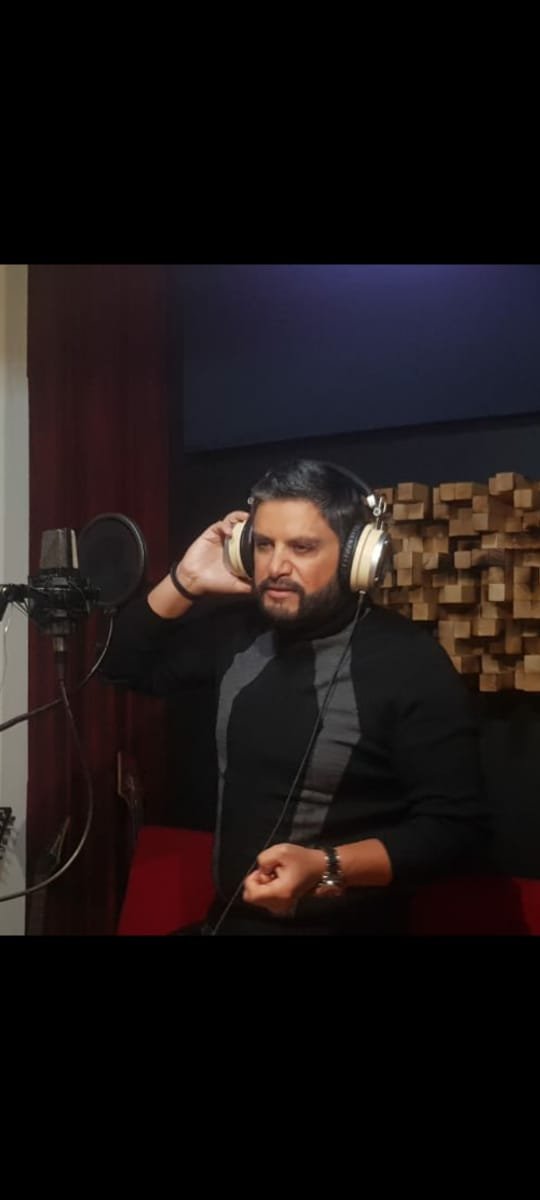 صورة مميزة: هشام الحاج يستعد لاطلاق ” عطيني من حبك”  قريباً