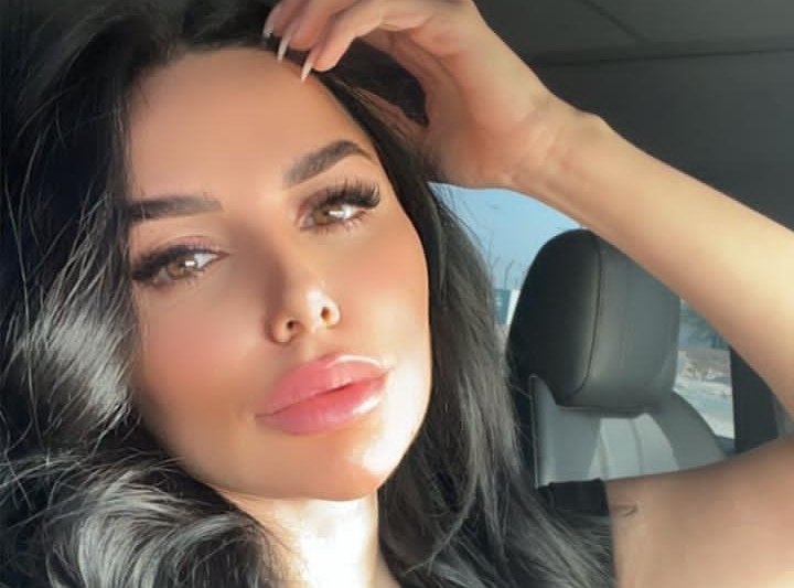 صورة مميزة: الموديل ميرا تبهر المتابعين بمجموعة “Instagram Reels” من العيار الثقيل