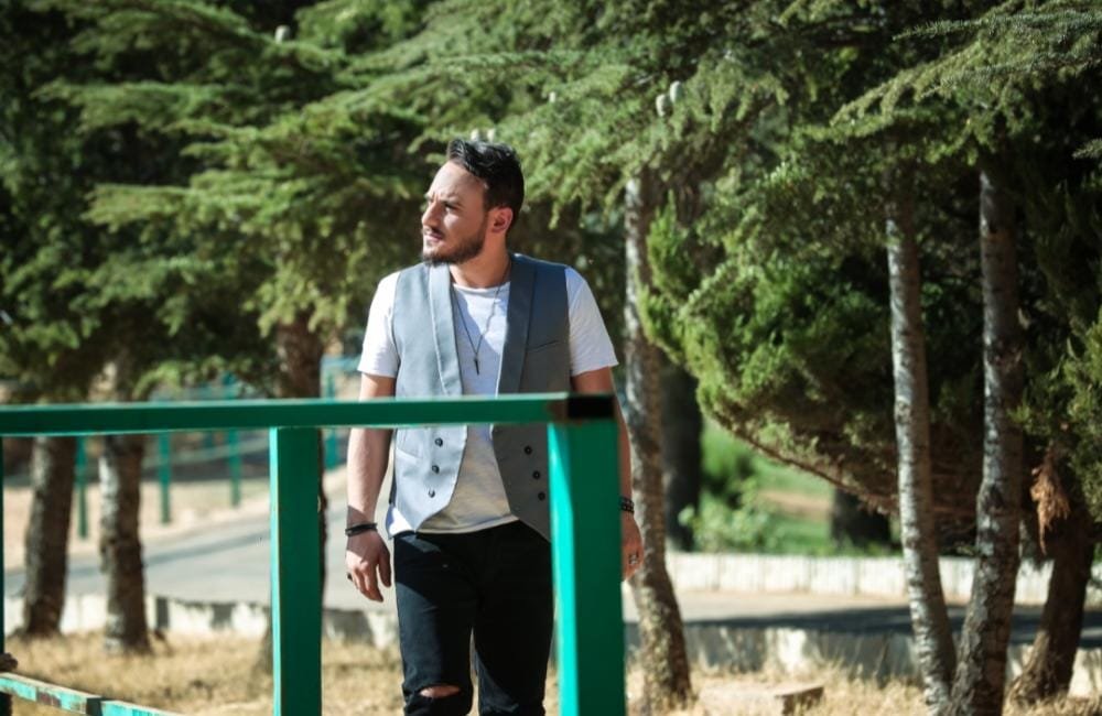 الفنان ماهر يستعد لإطلاق فيديو كليب لأغنية بحكم الغرام - صورة مميزة صورة مميزة: الفنان ماهر يستعد لإطلاق فيديو كليب لأغنية بحكم الغرام