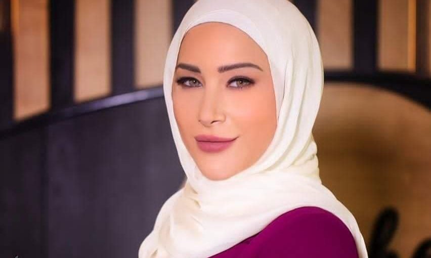 خبيرة التاتو هدى داغر تشارك المتابعين فيديو يجمعها بالإعلامية كارلا حداد - صورة مميزة صورة مميزة: خبيرة التاتو هدى داغر تشارك المتابعين فيديو يجمعها بالإعلامية كارلا حداد