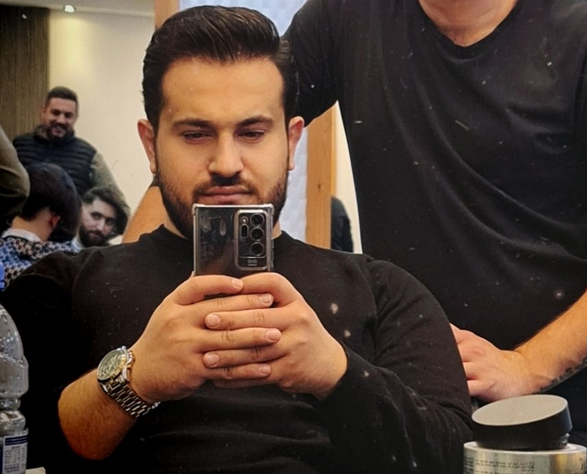 الخبير التقني اللبناني ahmad shhadeh يوجه نصيحة مهمة بشأن تطبيقات الهواتف الذكية - صورة مميزة صورة مميزة: الخبير التقني اللبناني ahmad shhadeh يوجه نصيحة مهمة بشأن تطبيقات الهواتف الذكية