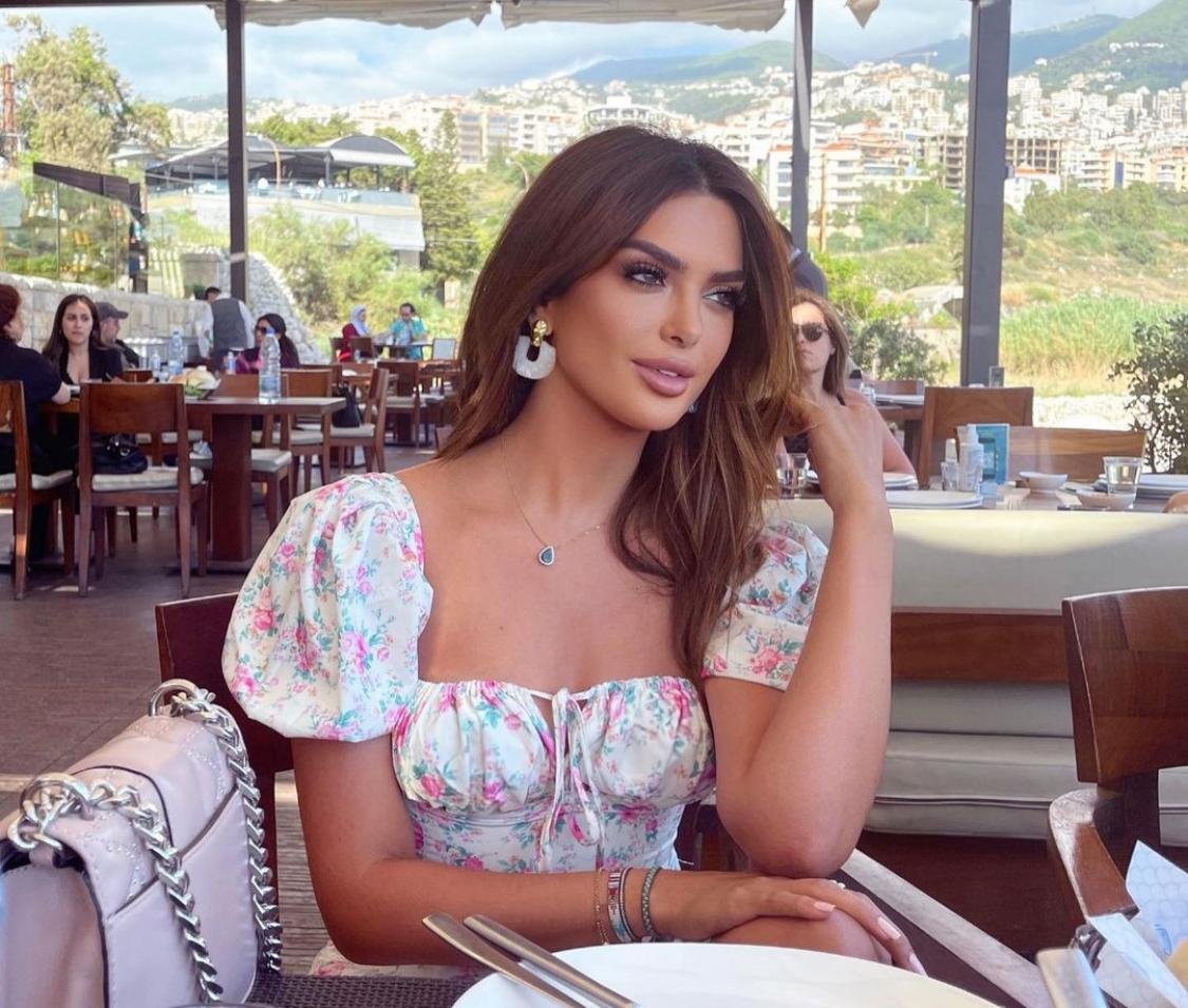 صورة مميزة: دانا عيتاني ترفض عروض كبار المخرجين التمثيلية لهذا السبب!