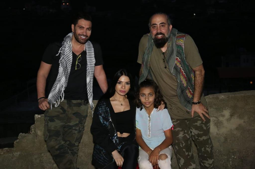 الفنان عماد حاوي يُغني لفلسيطن الأبيّة - صورة مميزة صورة مميزة: الفنان عماد حاوي يُغني لفلسيطن الأبيّة