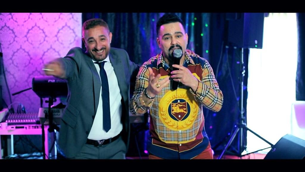 صورة مميزة: المغربي أسامة شريف وسعيد الصنهاجي في ديو Chafouni à l’aise