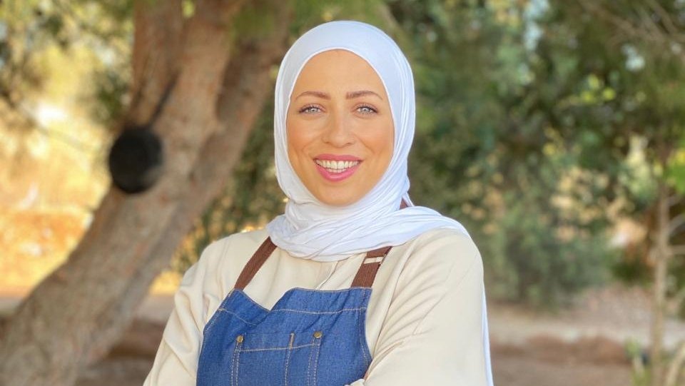 الشيف فاتنة ضاهر صاحبة البصمة واللمسة الخاصة في عالم الطهي - صورة مميزة صورة مميزة: الشيف فاتنة ضاهر صاحبة البصمة واللمسة الخاصة في عالم الطهي