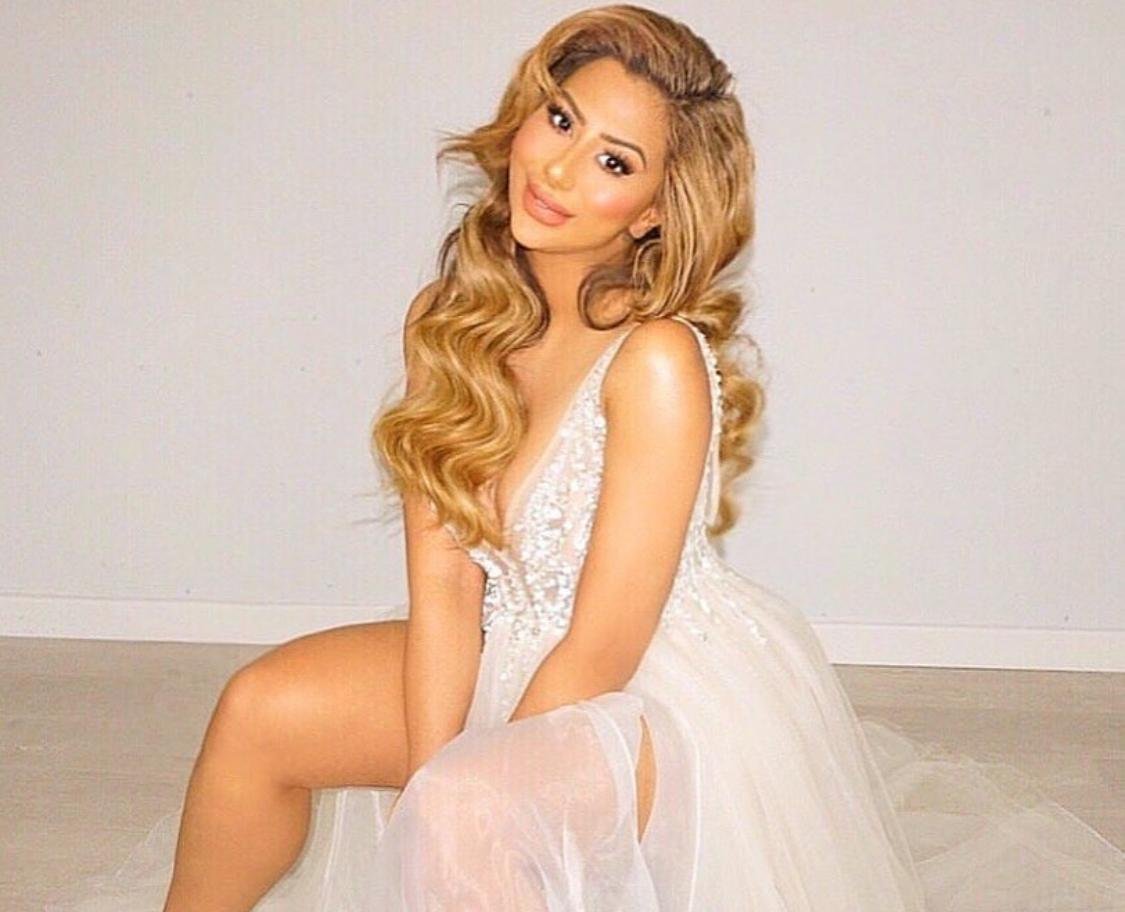 خبيرة المكياج العالمية جينا بادين “Gina Badhen” تُنشىء واحدةً من أهم أكاديميات التجميل في العالم - صورة مميزة صورة مميزة: خبيرة المكياج العالمية جينا بادين “Gina Badhen” تُنشىء واحدةً من أهم أكاديميات التجميل في العالم