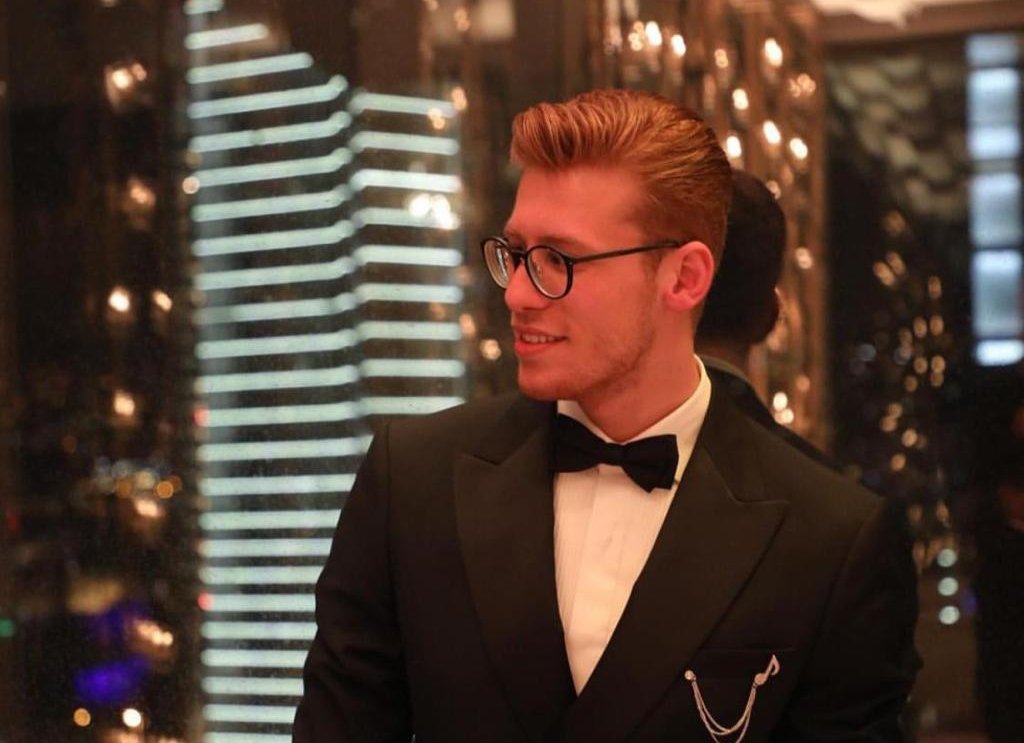الإعلامي علي ياسين يكشف عن ضيف حلقته الجديدة! - صورة مميزة صورة مميزة: الإعلامي علي ياسين يكشف عن ضيف حلقته الجديدة!