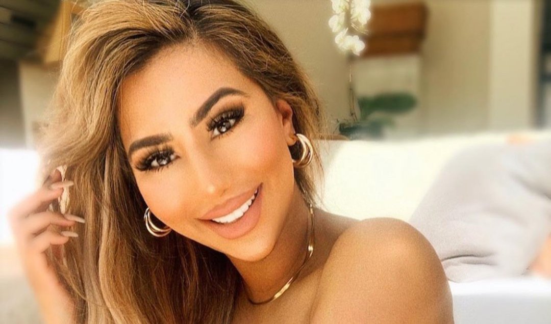 خبيرة المكياج العالمية “جينا بادين/ Gina Badhen” تشارك المتابعين مجموعة “IGTV” بالغة الأهمية - صورة مميزة صورة مميزة: خبيرة المكياج العالمية “جينا بادين/ Gina Badhen” تشارك المتابعين مجموعة “IGTV” بالغة الأهمية
