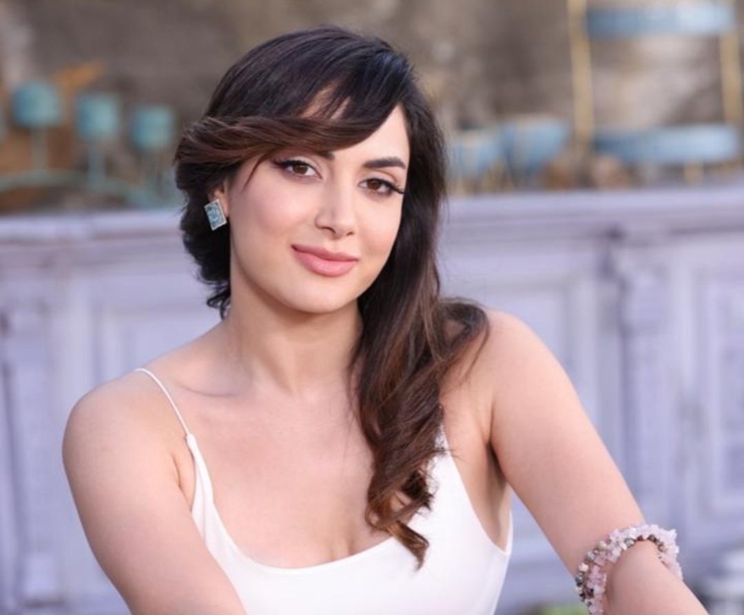صورة مميزة: ليا شام  تطلق “دنيتنا” مؤكدتا أن لا حدود للفن والأحلام!