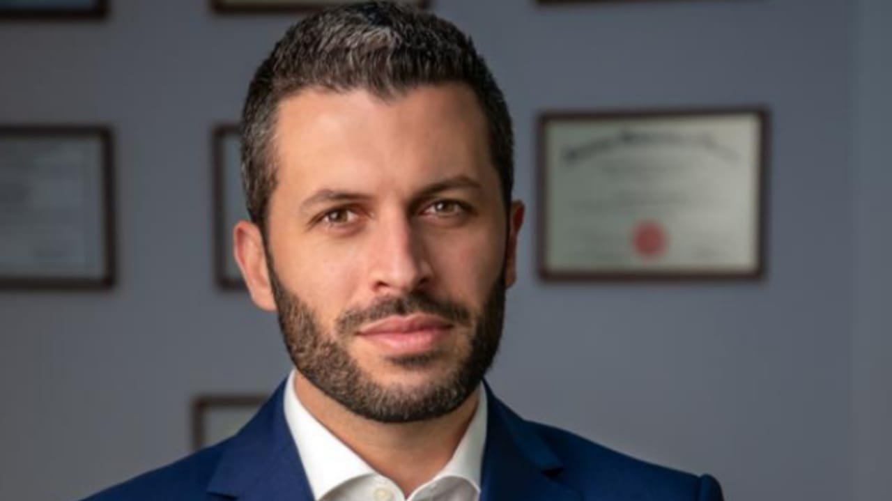 صورة مميزة: جورج زيادة : الإقبال كبير على عمليات شفط دهون الخد