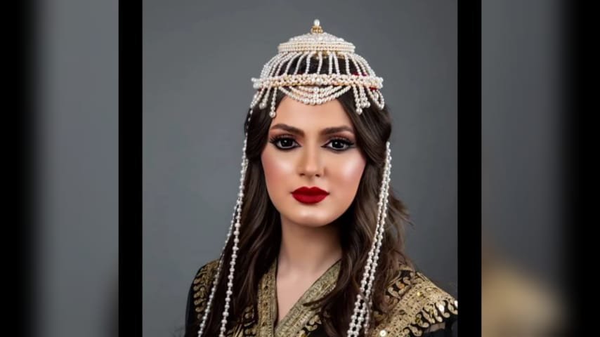 صورة مميزة: المصمم محمد الباكر يتألق في تصاميم اللؤلؤ