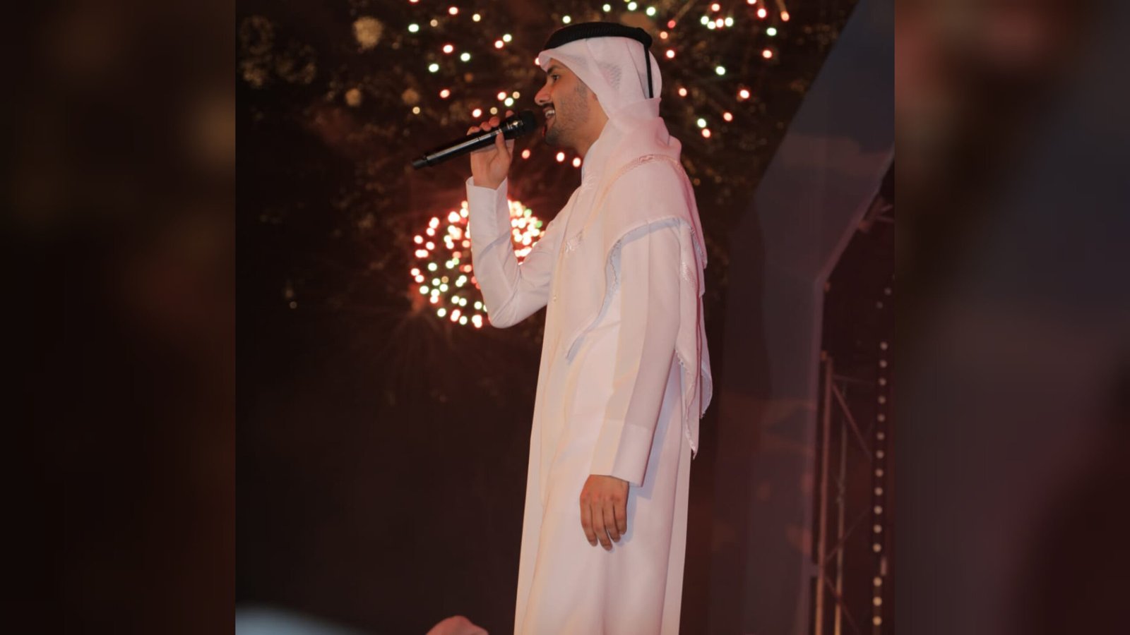 ناصر الكبيسي يحيي ثاني أيام عيد الفطر في مهرجان العيد في قطر - صورة مميزة صورة مميزة: ناصر الكبيسي يحيي ثاني أيام عيد الفطر في مهرجان العيد في قطر