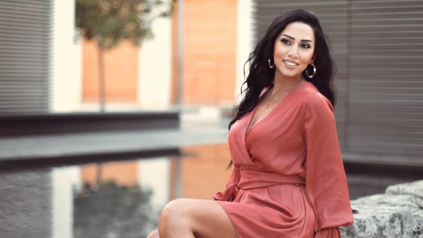 كريستيل الملاح تحيي حفلاً غنائياً في أربيل بمناسبة عيد الأضحى المبارك - صورة مميزة صورة مميزة: كريستيل الملاح تحيي حفلاً غنائياً في أربيل بمناسبة عيد الأضحى المبارك