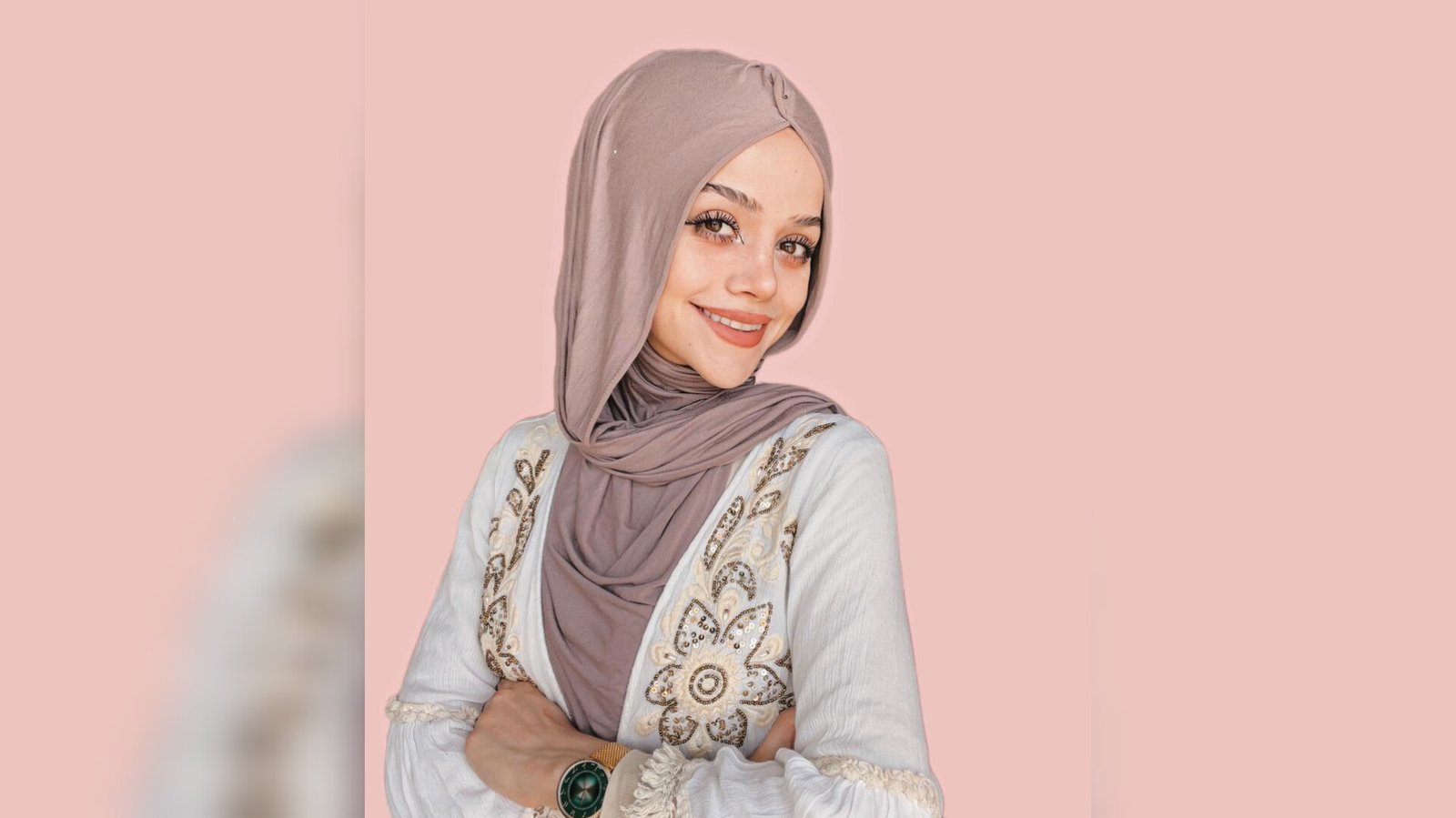 تعرفوا على أشهر الشخصيات المشهورة على تيكتوك، الشيف عبير صغير - صورة مميزة صورة مميزة: تعرفوا على أشهر الشخصيات المشهورة على تيكتوك، الشيف عبير صغير