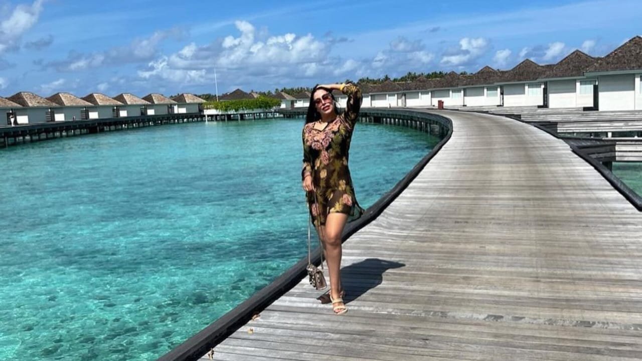 نورا الأكرمي / Noura Akremi تخطف الأنظار من المالديف - صورة مميزة صورة مميزة: نورا الأكرمي / Noura Akremi تخطف الأنظار من المالديف