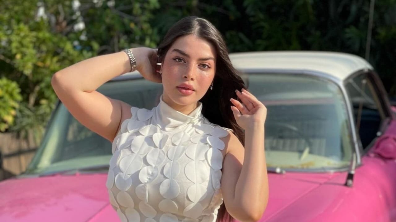 آية ترك تستعد لافتتاح مسارها المهني في تصميم الأزياء - صورة مميزة صورة مميزة: آية ترك تستعد لافتتاح مسارها المهني في تصميم الأزياء