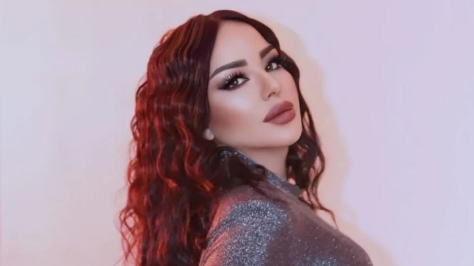 الشيخة زينات تستعد لطرح ألبومها الجديد قريباً - صورة مميزة صورة مميزة: الشيخة زينات تستعد لطرح ألبومها الجديد قريباً