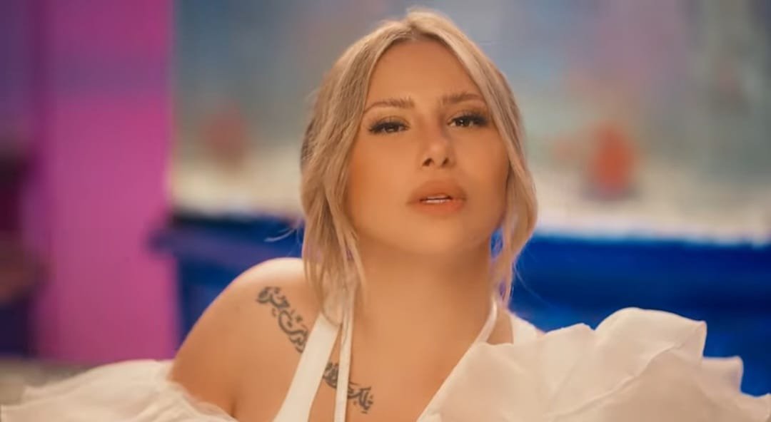 راكيل تضرب من جديد بجديدها ماما المجال - صورة مميزة صورة مميزة: راكيل تضرب من جديد بجديدها ماما المجال