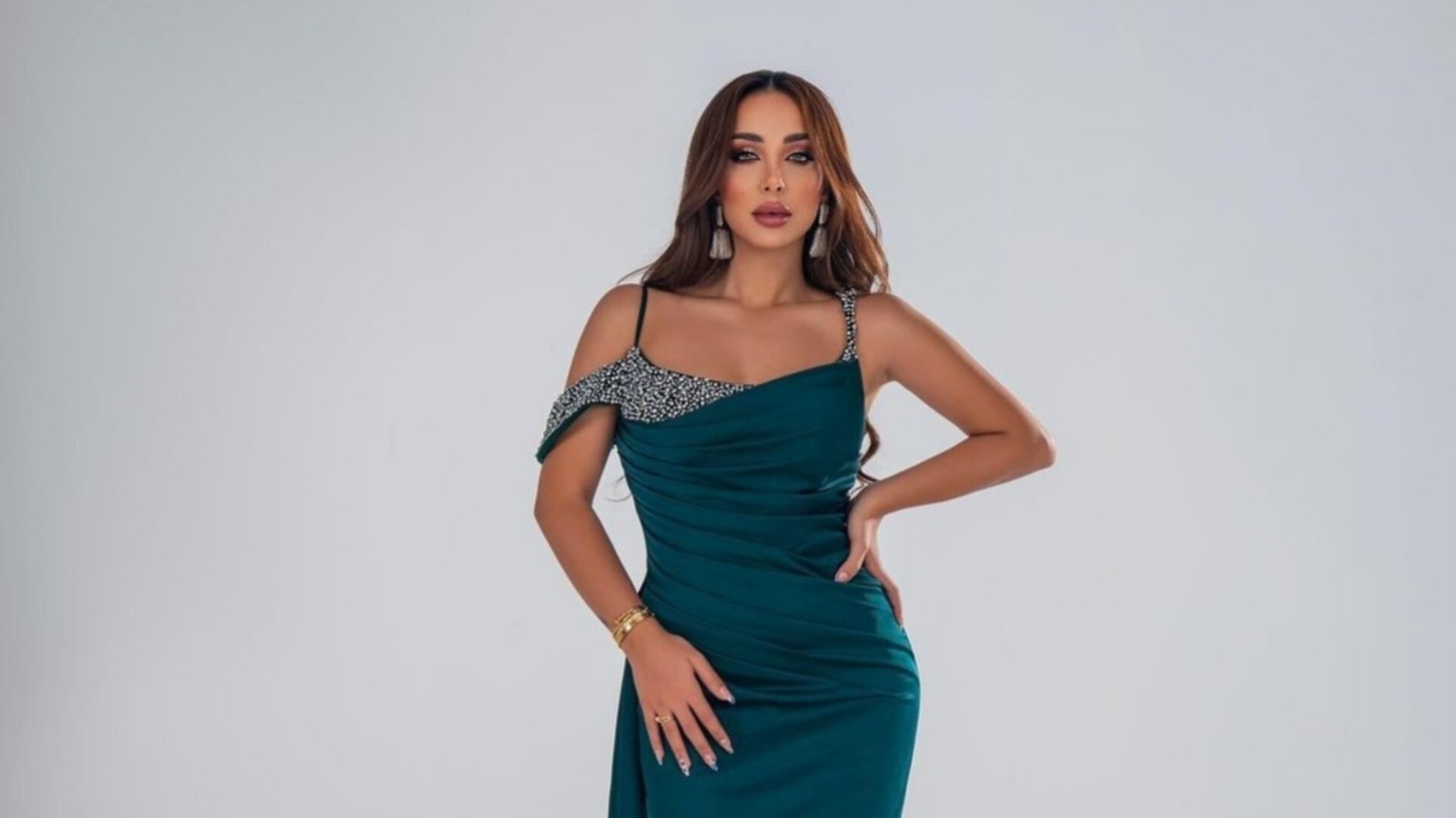 ساندي مارديني و بصمة خاصة في عالم الجمال و الموضة - صورة مميزة صورة مميزة: ساندي مارديني و بصمة خاصة في عالم الجمال و الموضة