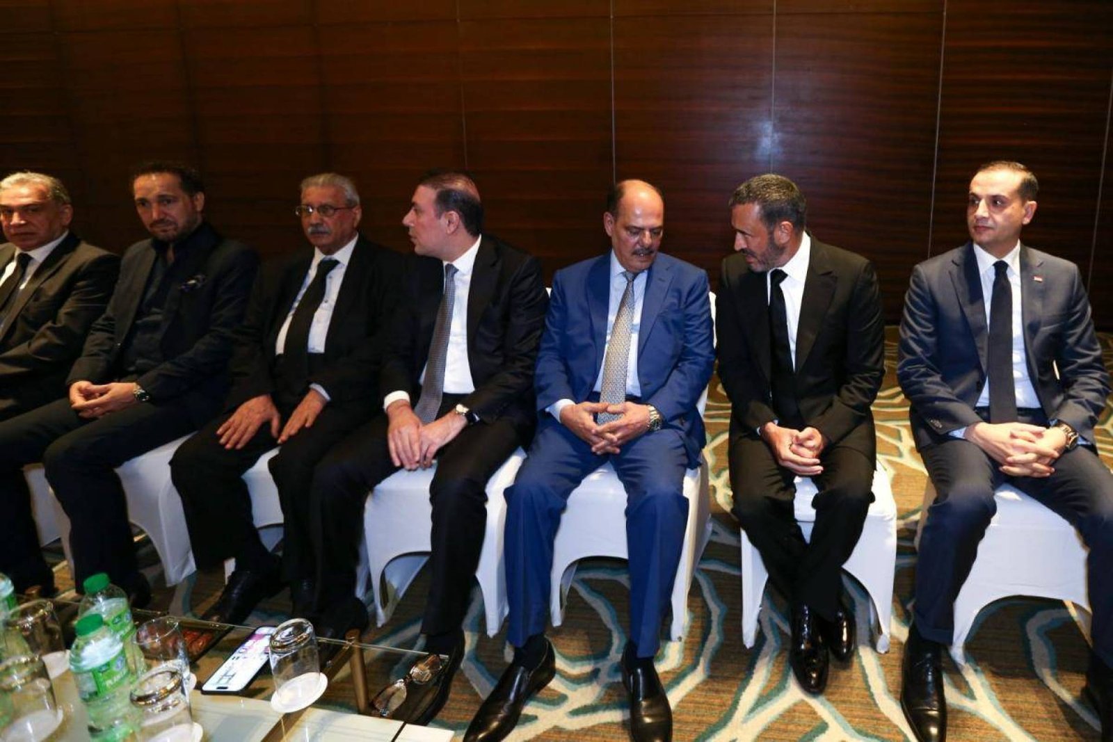 عزاء كريم العراقي في الإمارات بحضور كاظم الساهر - صورة مميزة صورة مميزة: عزاء كريم العراقي في الإمارات بحضور كاظم الساهر