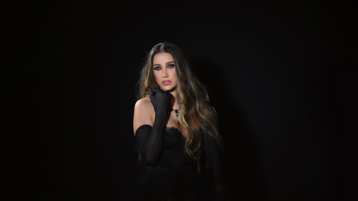ميريام عطا الله تتحدث عن أحدث أعمالها الفنية والتزامها بالقيم - صورة مميزة صورة مميزة: ميريام عطا الله تتحدث عن أحدث أعمالها الفنية والتزامها بالقيم
