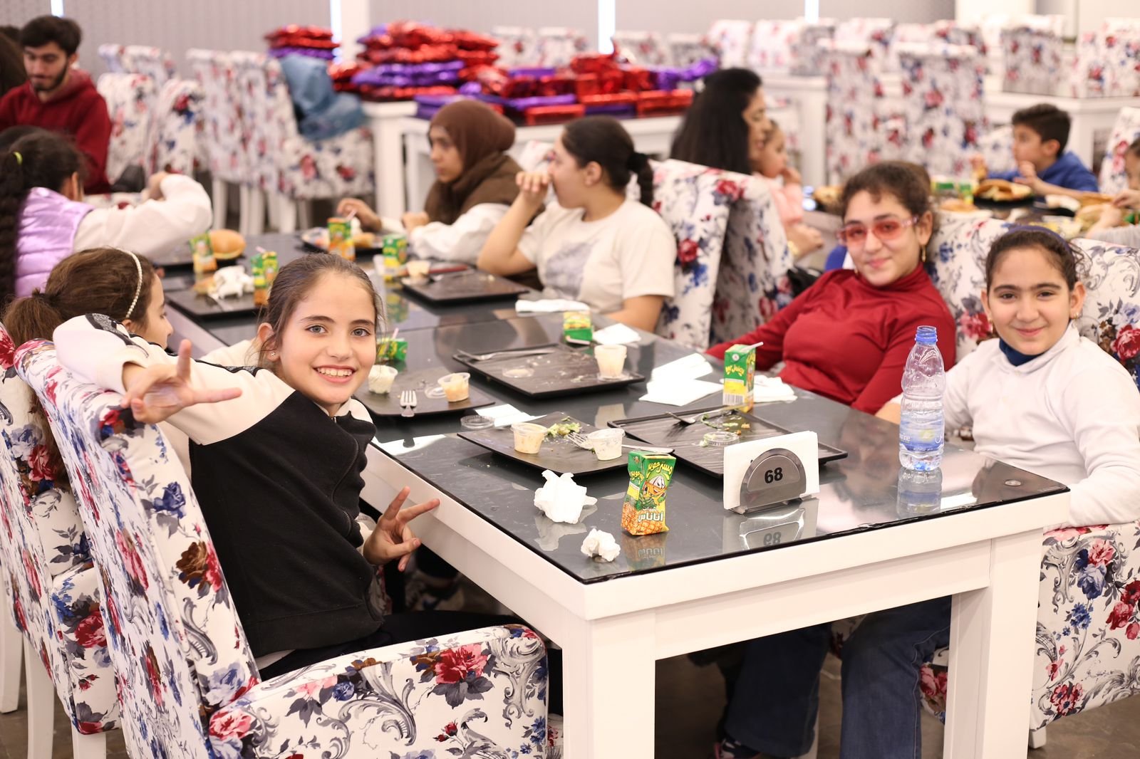 صورة مميزة: السفيرة زينة سلامة ويوم ترفيهي مع أطفال المبرات الخيرية 