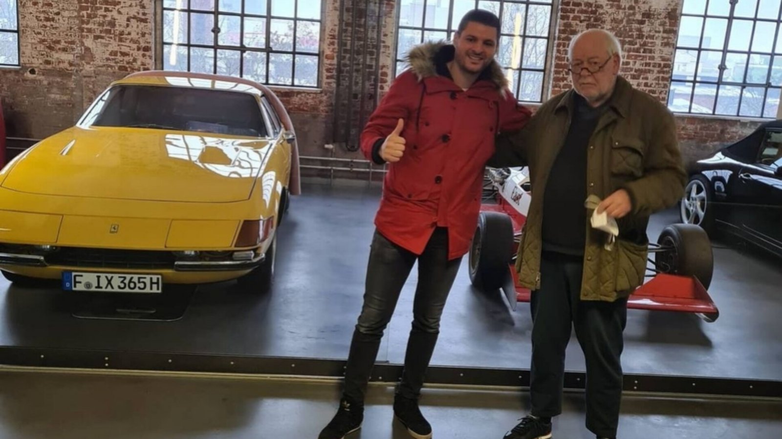 صورة مميزة: Anas Kabbani ist weiterhin erfolgreich in der Welt der Autos und Luxusuhren
