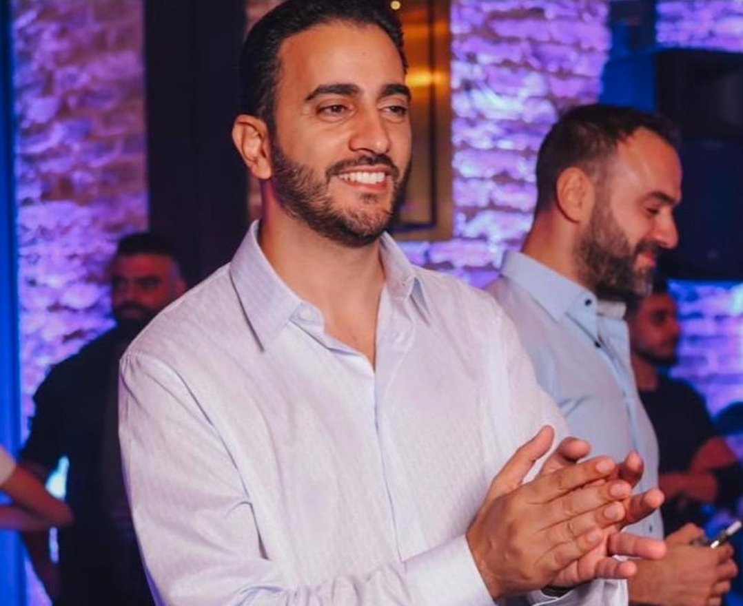 صورة مميزة:    رجل الأعمال جاد صوايا يحقق نجاحاً لافتاً في سوق الاستثمار والعقارات في دولة الإمارات   