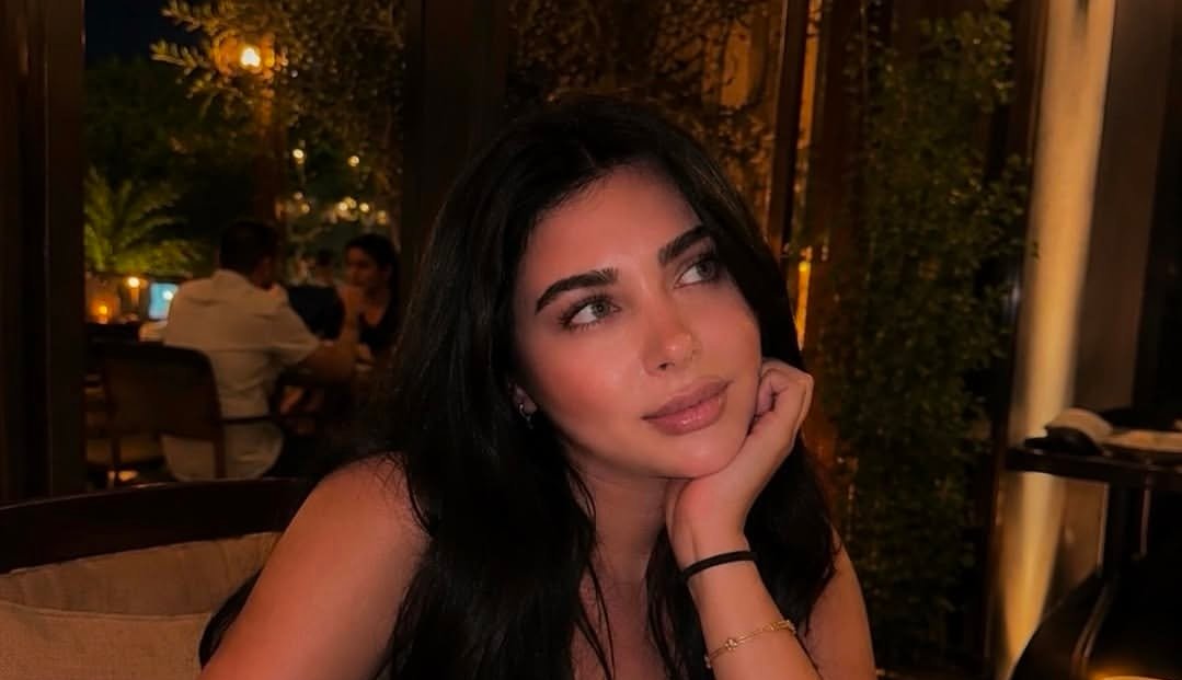 الإعلامية مريم سبليني تواصل ترسيخ حضورها الإعلامي والرقمي بثقة وتألق - صورة مميزة صورة مميزة: الإعلامية مريم سبليني تواصل ترسيخ حضورها الإعلامي والرقمي بثقة وتألق
