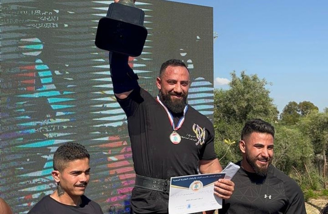 صورة مميزة: إنجاز لبناني عالمي.. علي صفي الدين يحطم الرقم القياسي العالمي في رفع الجرن بوزن 100 كلغ