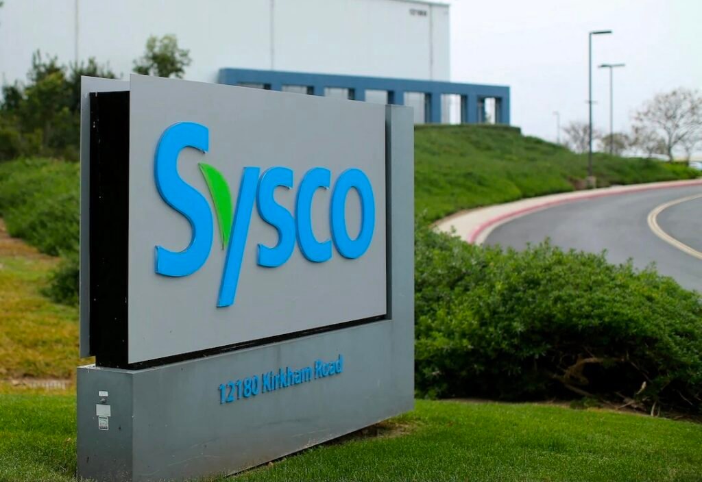 صندوق D.E. Shaw يستثمر أكثر من مليار دولار في Sysco.. والذكاء الاصطناعي في قلب خطة التغيير
