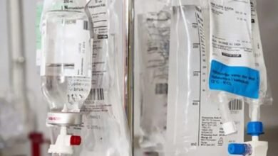 FDA تحذّر بعد استدعاء Baxter من مخاطر محتملة للألياف الزجاجية في المحاليل الوريدية