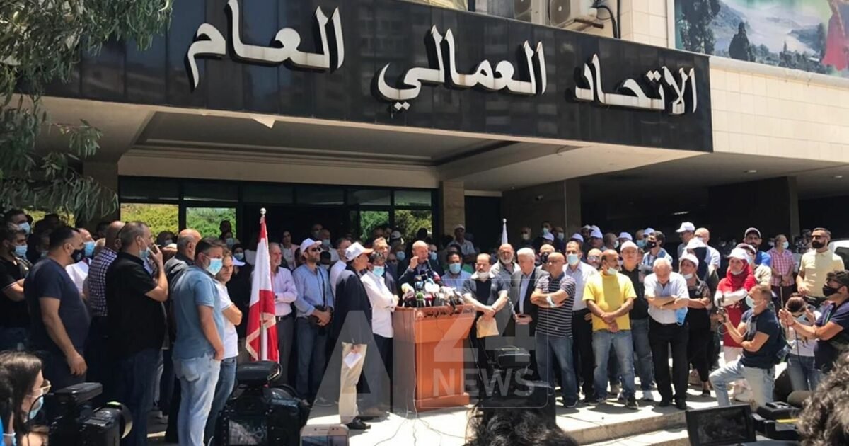 تقارير: غارات وقصف مدفعي يطال قرى جنوب لبنان وإعادة انتشار إسرائيلي